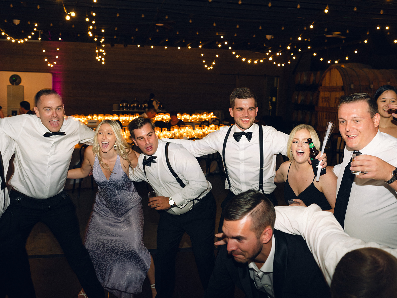 JAMMIN' DJs High-Energy Dance Floor