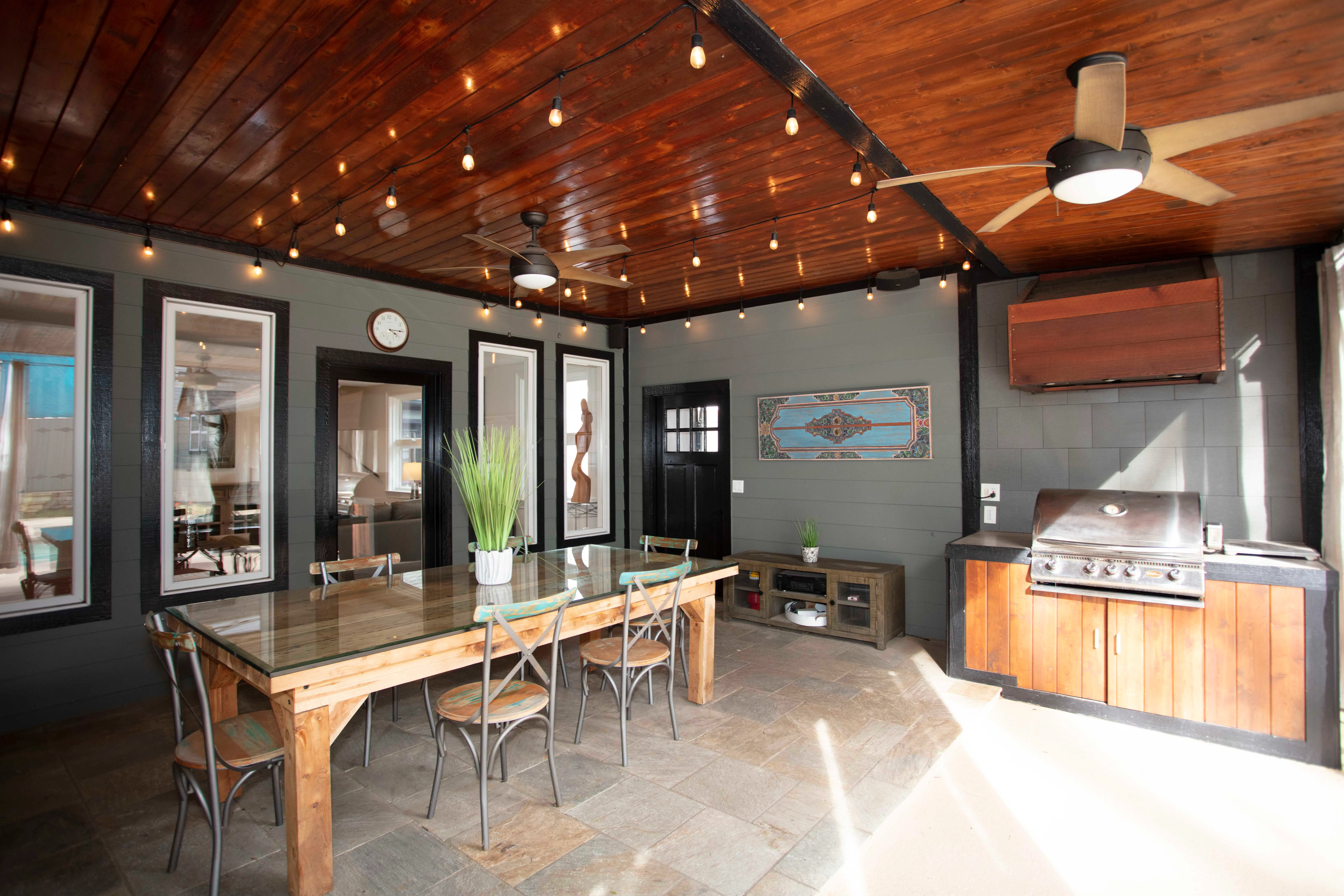 Covered outdoor living area at Winston Place in Nashville, a welcoming community space for discussions and fellowship.