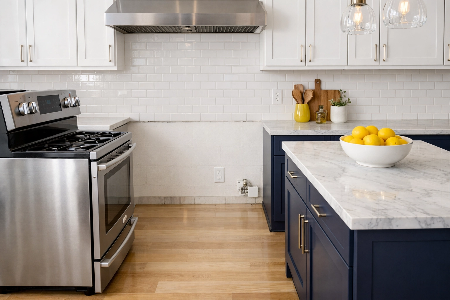 Move-out cleaning Worcester deep cleaning behind kitchen appliances for a full security deposit return.