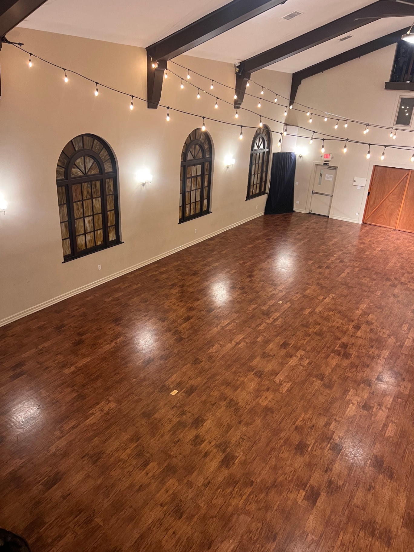 Empty upstairs main hall at Fremont Abbey