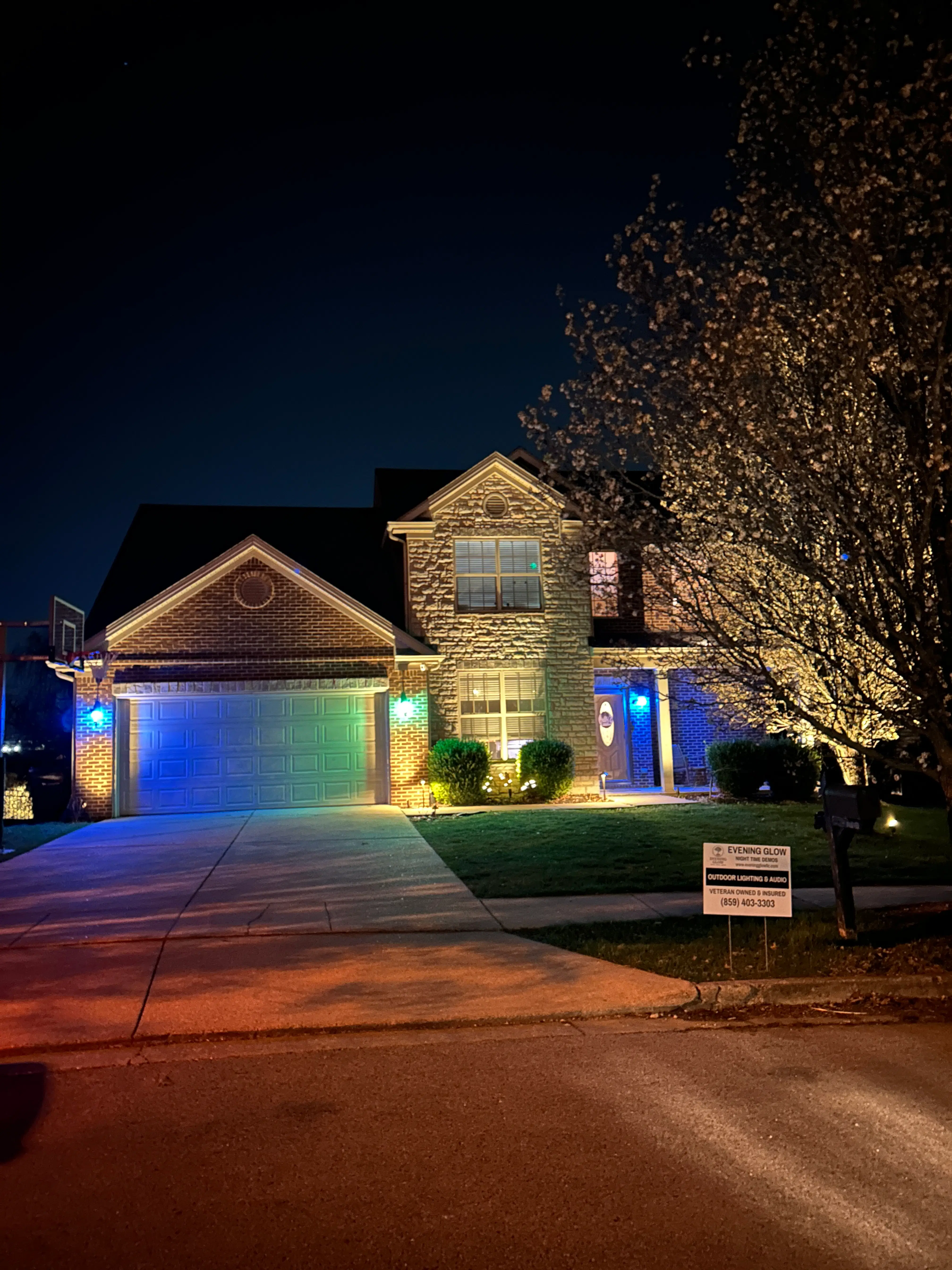 color-wash-entry-custom-lighting.webp