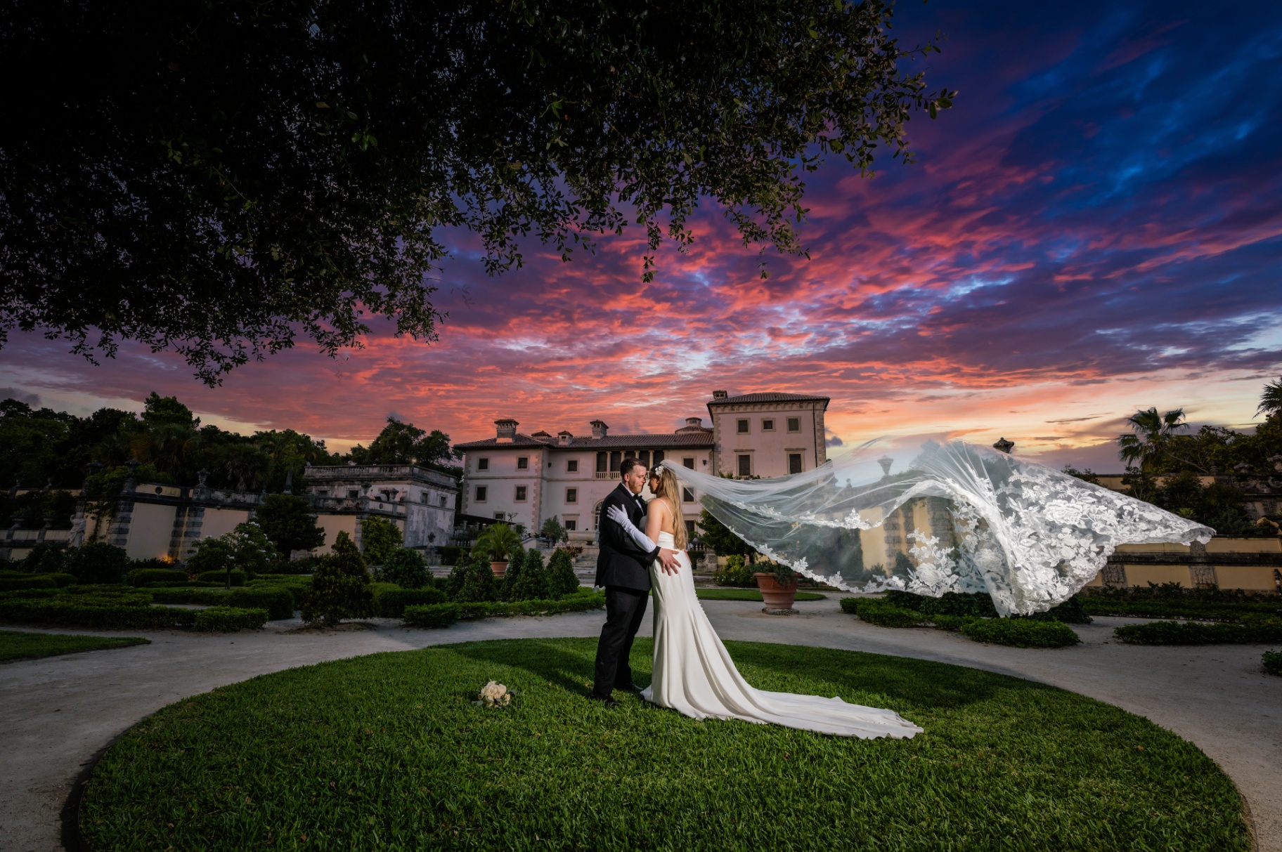 [HERO] The Ultimate Guide to Planning a Multi-Day Wedding Weekend in South Florida (That Looks Amazing on Camera)