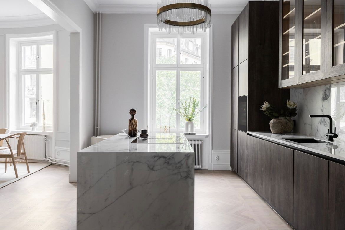 Välj rätt bänkskiva och kökslucka – Så tar du smarta beslut för framtidens kök 2 Modern Kitchen Renovation