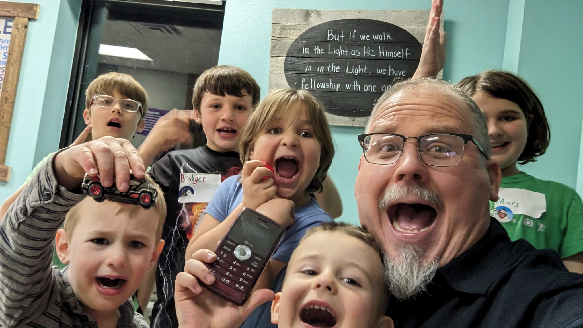 [HERO] Building Real Community for Our Kids: Join Our Team as Kids Ministries Director