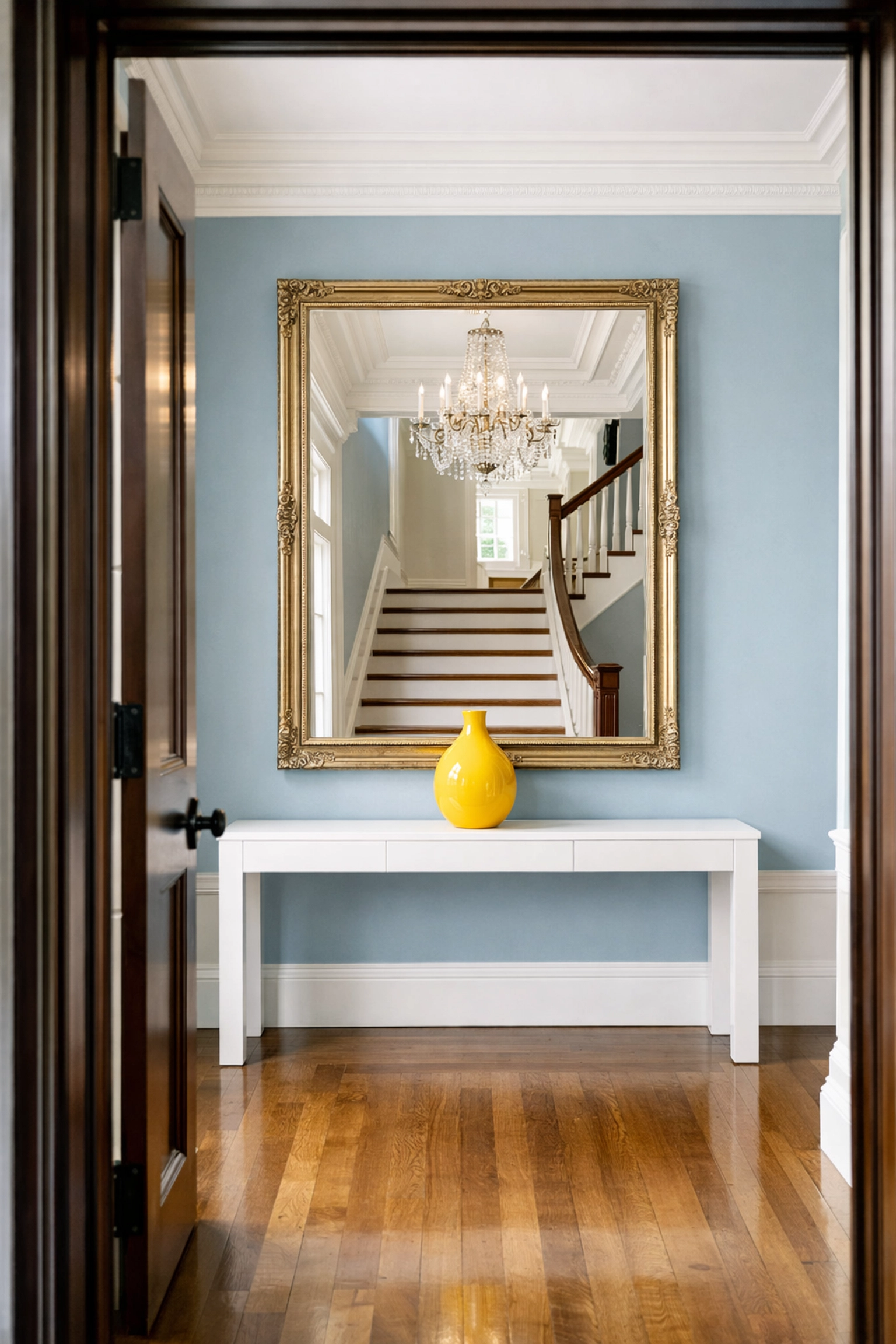 Clean, museum-quality entryway in a Worcester residence from professional maid services.