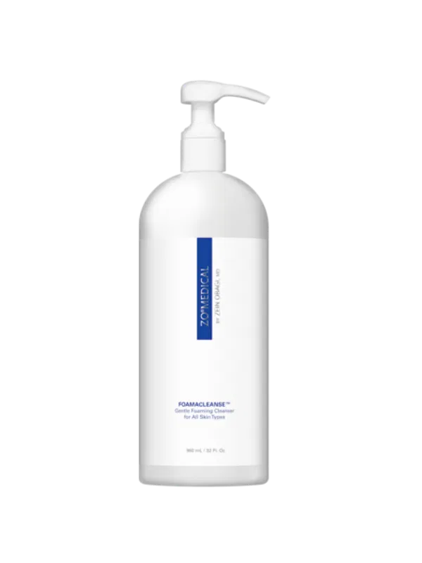 Professionelle Reinigungsprodukte von ZO Skin Health für optimale Ergebnisse nach der Behandlung.