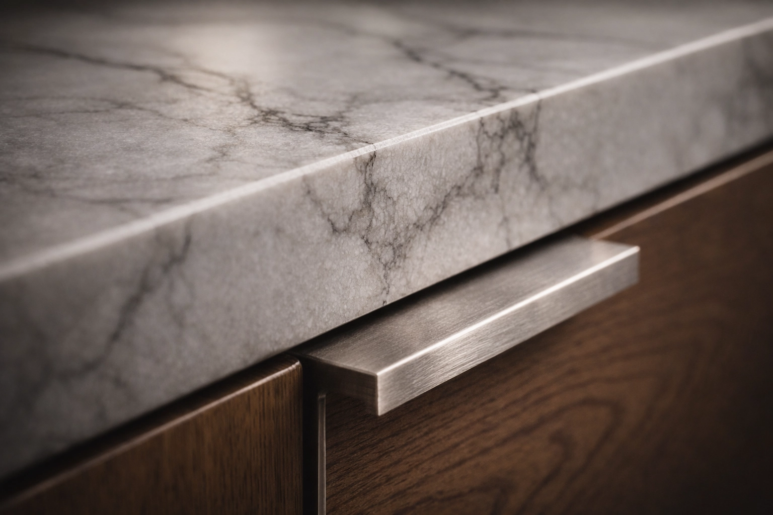 High-end photorealistic 8K macro kitchen detail: stone/quartz worktop edge with realistic veining, tight wood grain cabinetry, brushed metal handle with subtle micro-scratches, soft side lighting, ultra-crisp material accuracy, no people, no text, no logos.