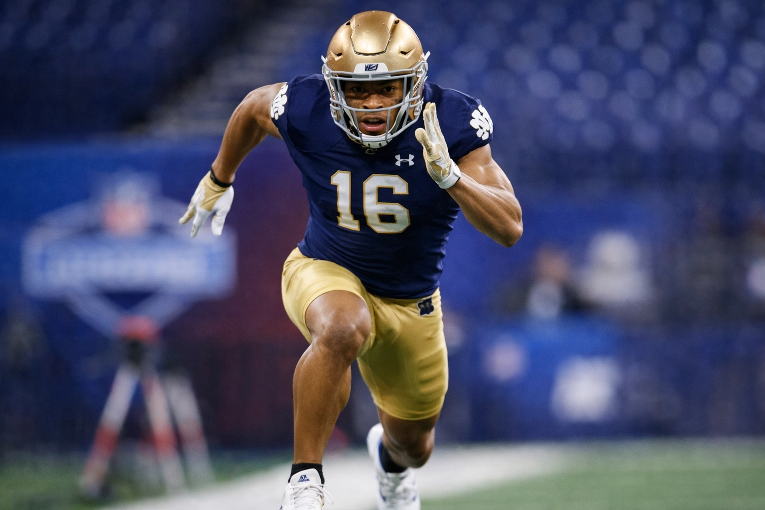 Lorenzo Styles Jr. sprints a blazing 40-yard dash during draft showcase testing.