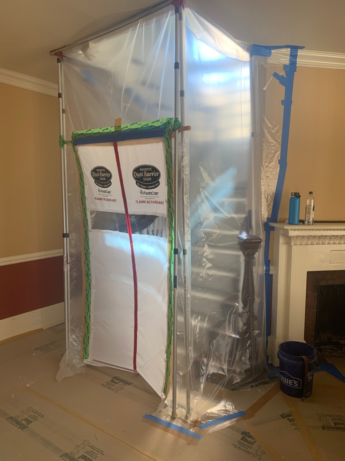 Dust Containment Barrier and Magnetic Dust Door Setup