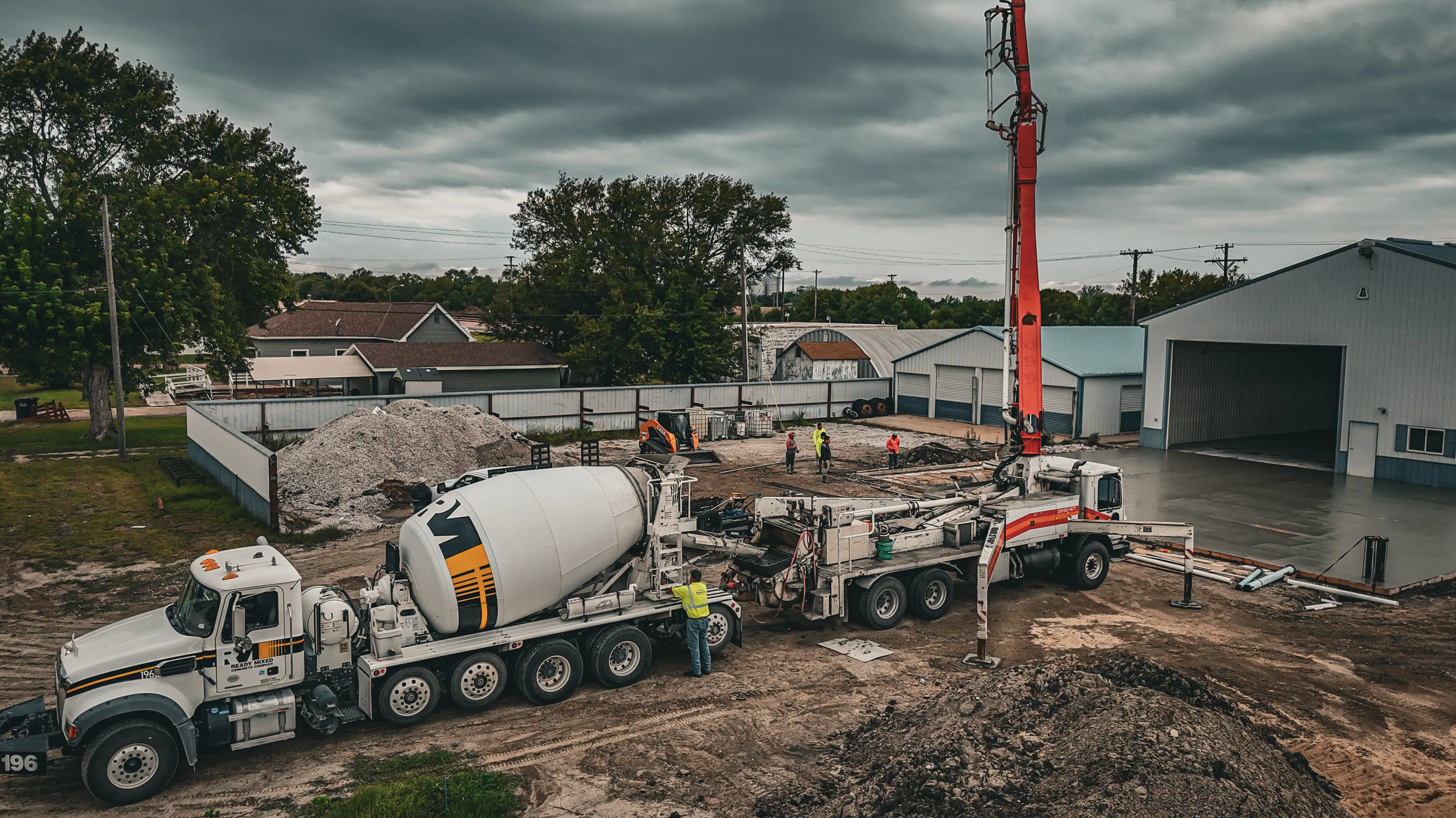 [HERO] Why Everyone Is Talking About Concrete Pumping (And Why Your Next Project Needs It)