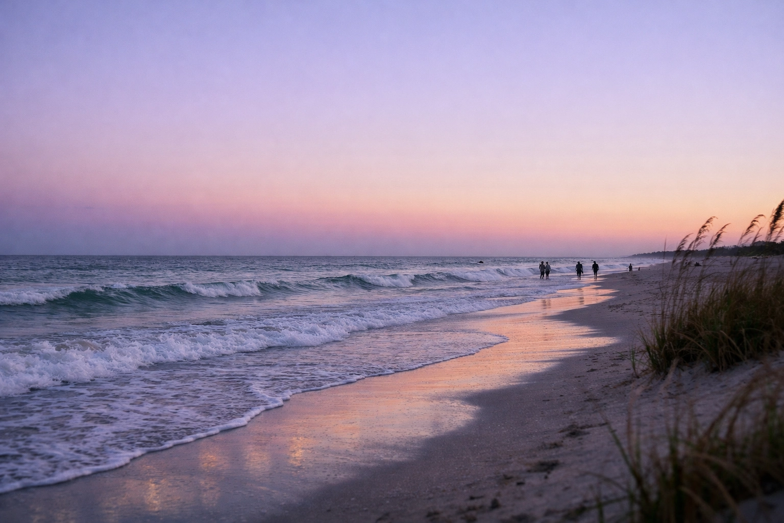Peaceful sunset over the Atlantic at Haulover Beach, one of the best Miami beaches for photography.