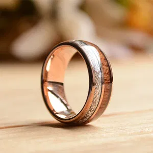 elegant-wooden-ring-rose-gold-inlay.webp
