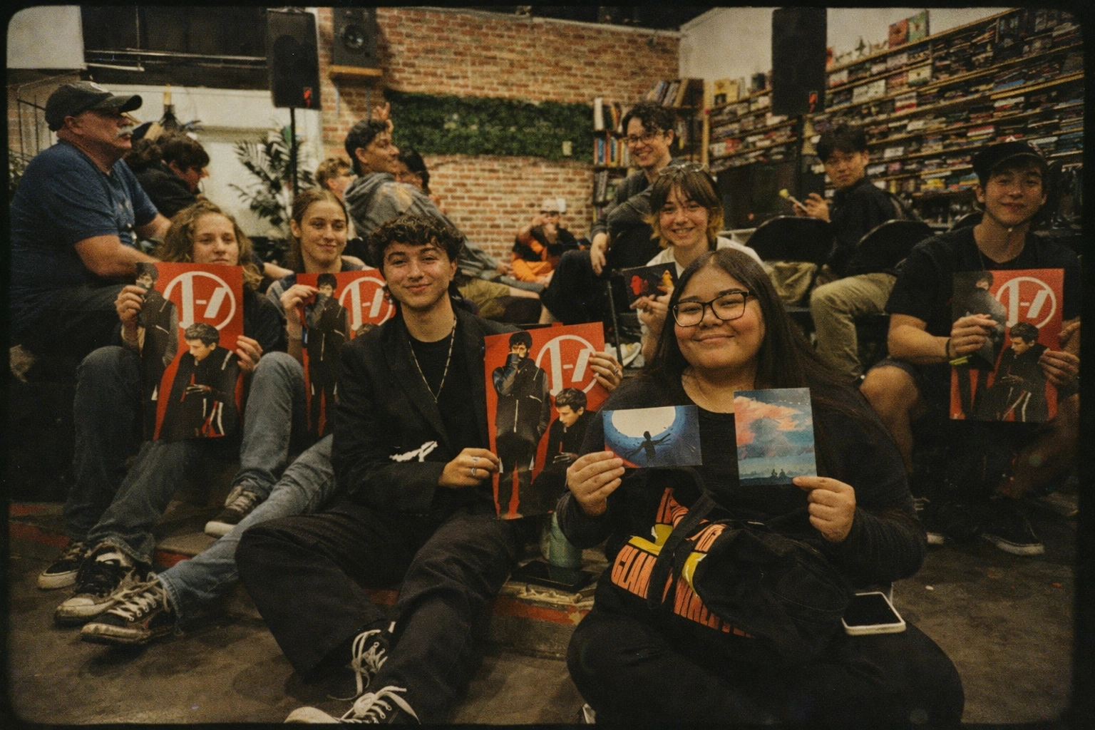 Nivessa Store Gathering