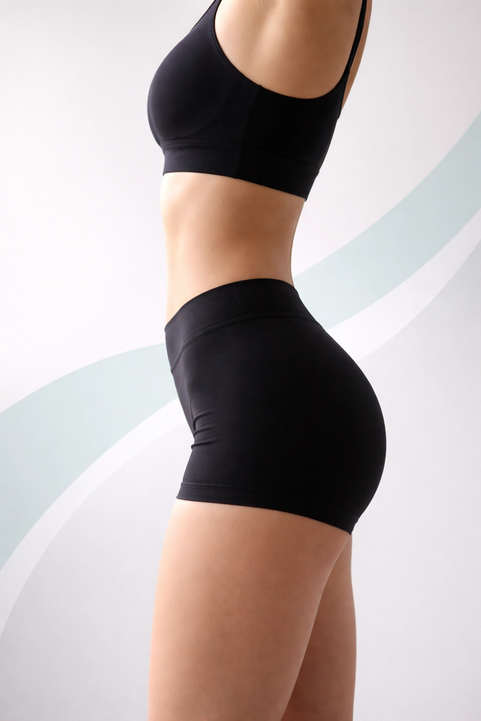 Side profile showing neutral spine and pelvis alignment, illustrating anterior pelvic tilt posture.