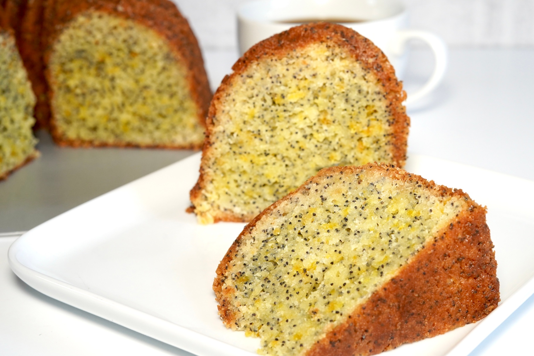Lemon Poppy Seed Bundt Cake