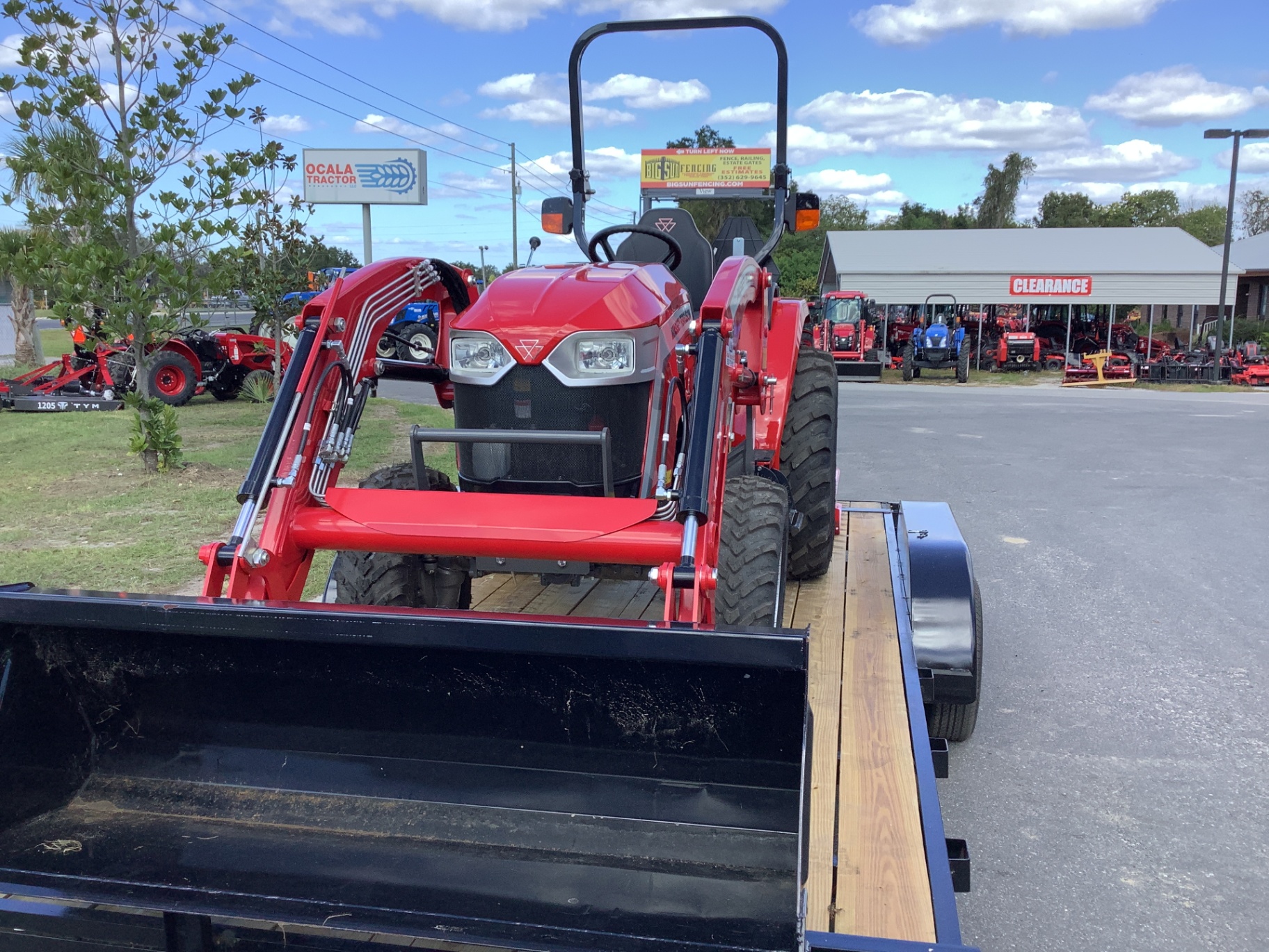 Massey Ferguson Tractor at Ocala Tractor LLC