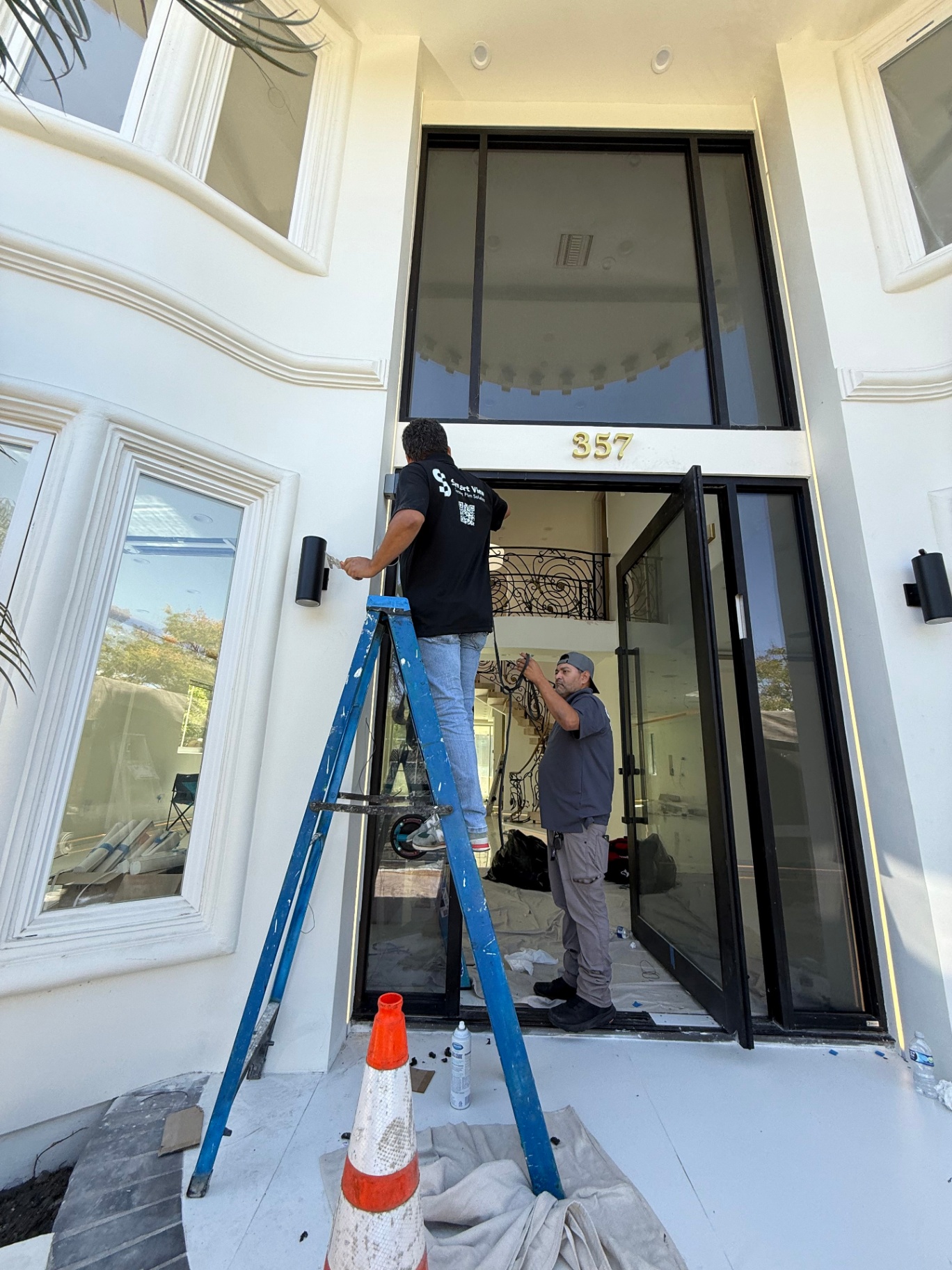 Smart View Smart Film Solutions Technicians Installing Smart Film