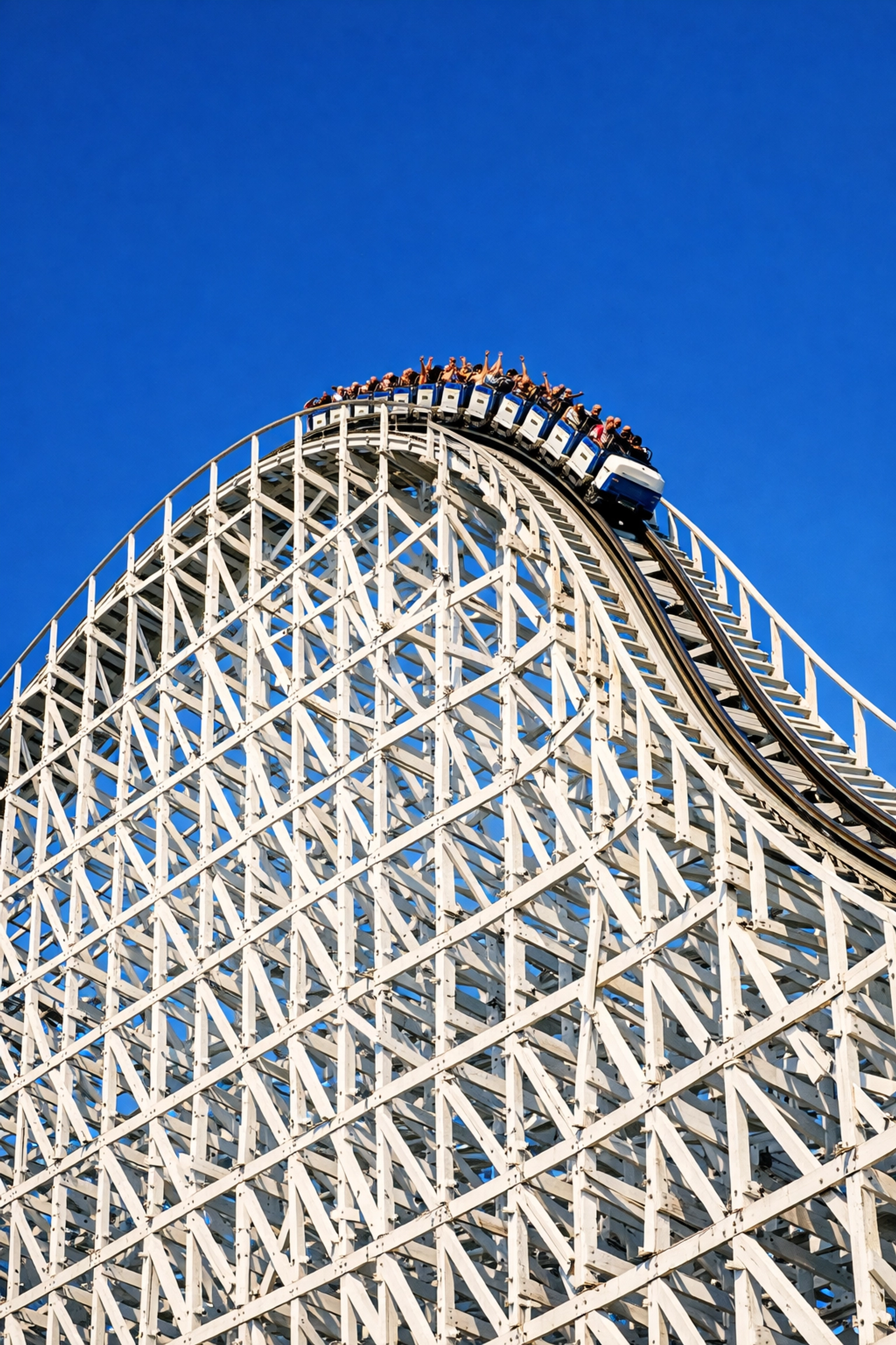 Hakugei roller coaster at Nagashima Spa Land, one of the best photography locations for dramatic coaster angles.