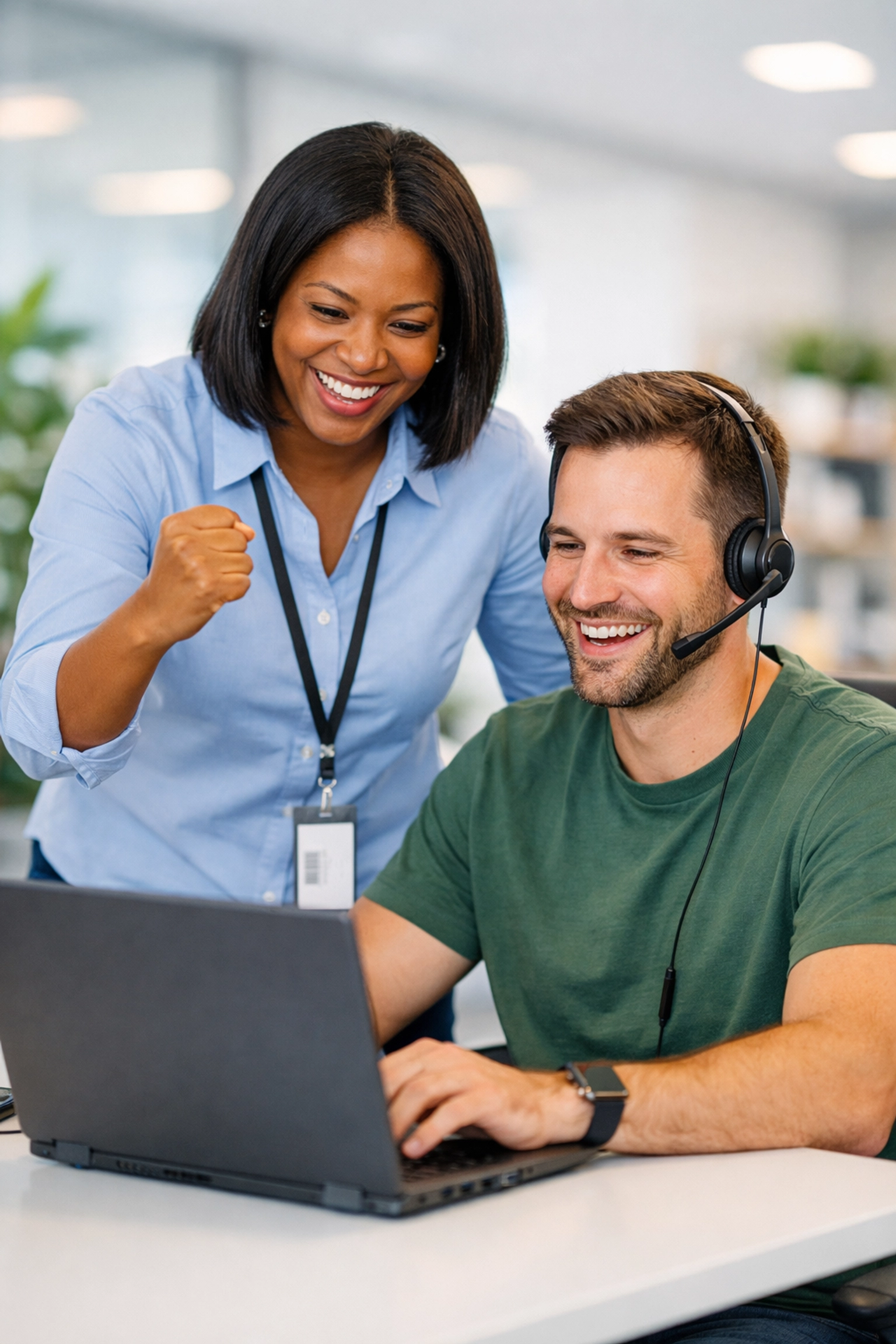 IT experts achieving ROI and operational excellence through ServiceNow ITAM consulting services.