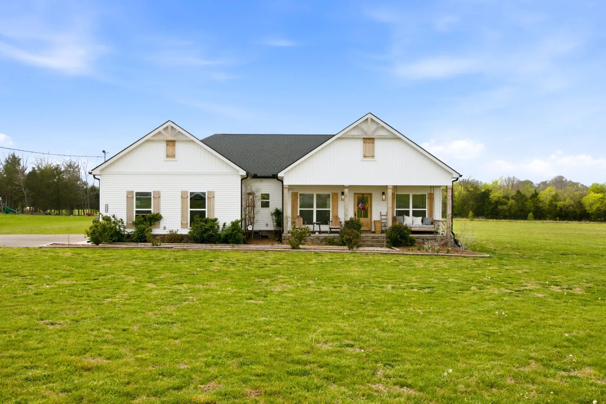 Modern White Farmhouse