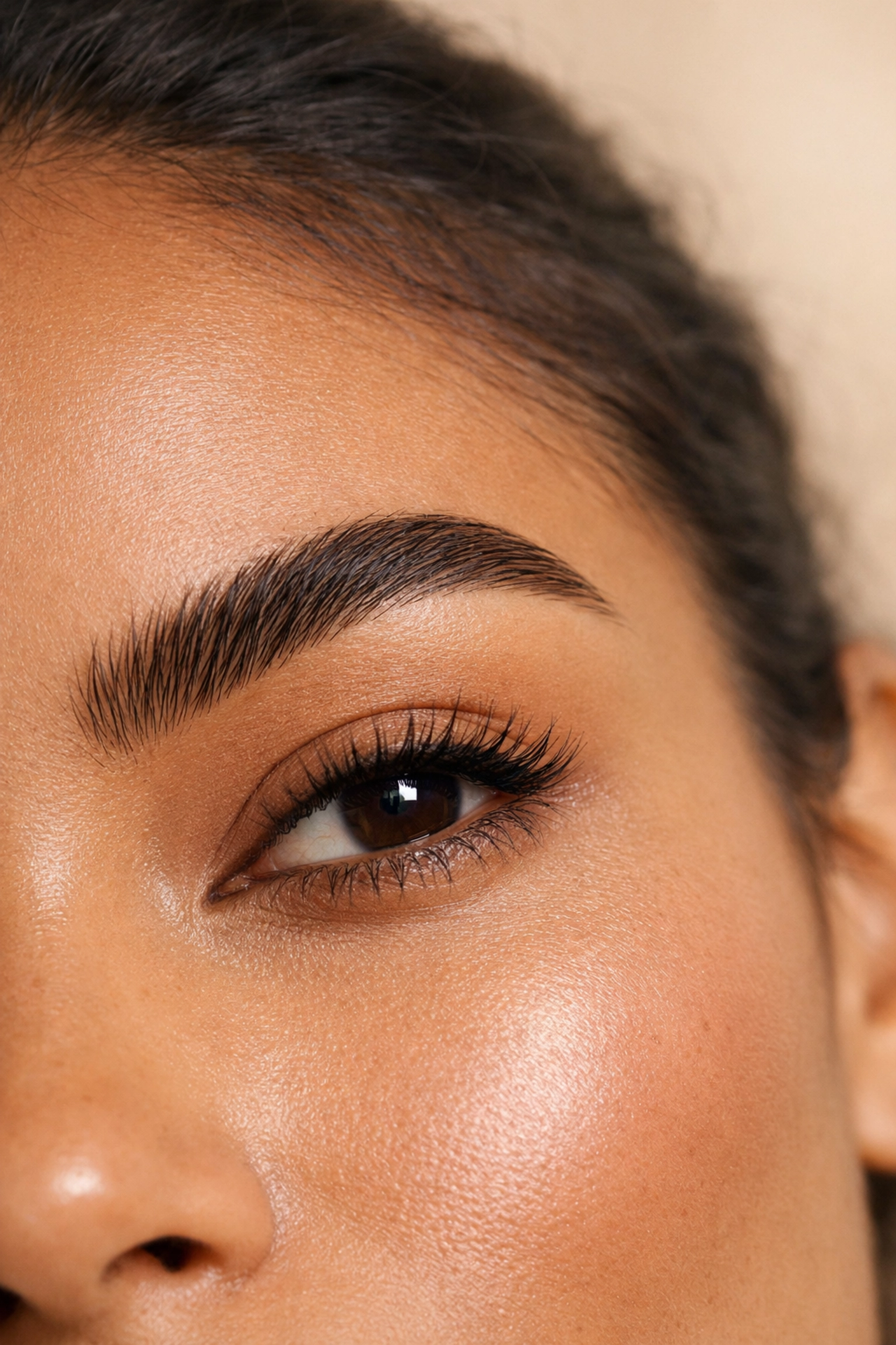 Perfectly groomed natural eyebrows demonstrating the invisible edit executive look