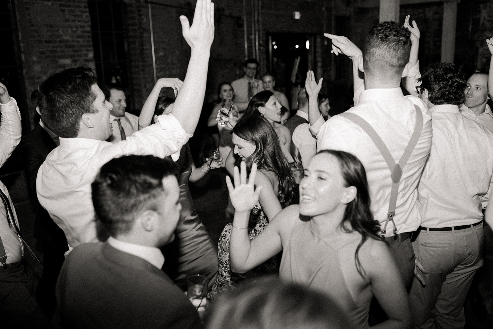 JAMMIN' DJs Packed Dance Floor Celebration