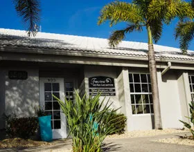 Family Spine & Pain Care Institute Exterior