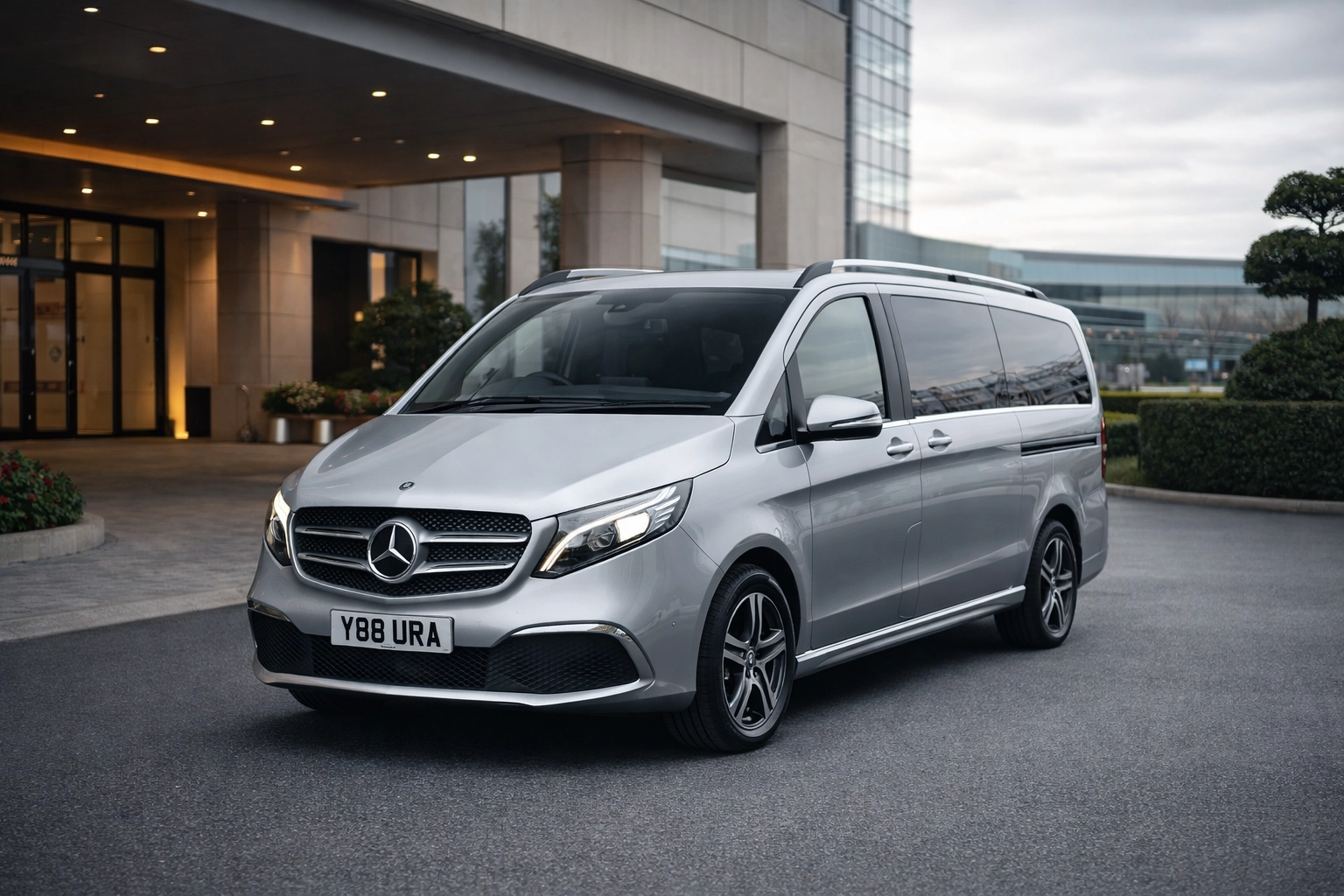 Mercedes-Benz V-Class executive van