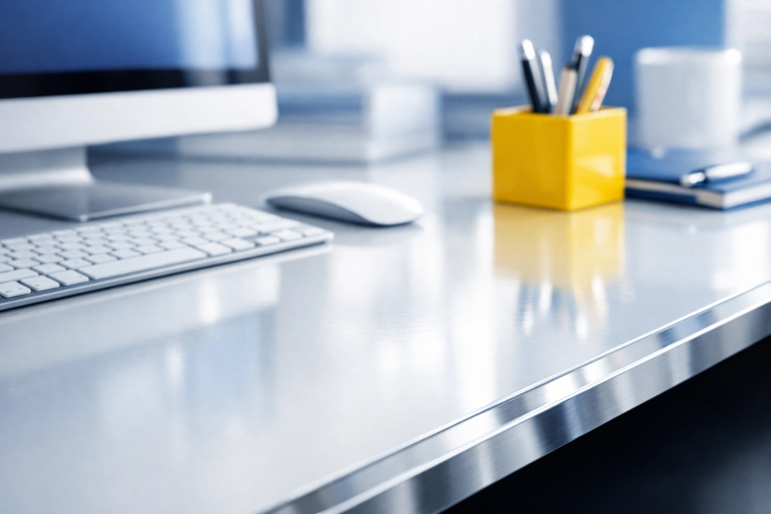 Pristine office workstation in Quincy showing high-quality commercial cleaning results.