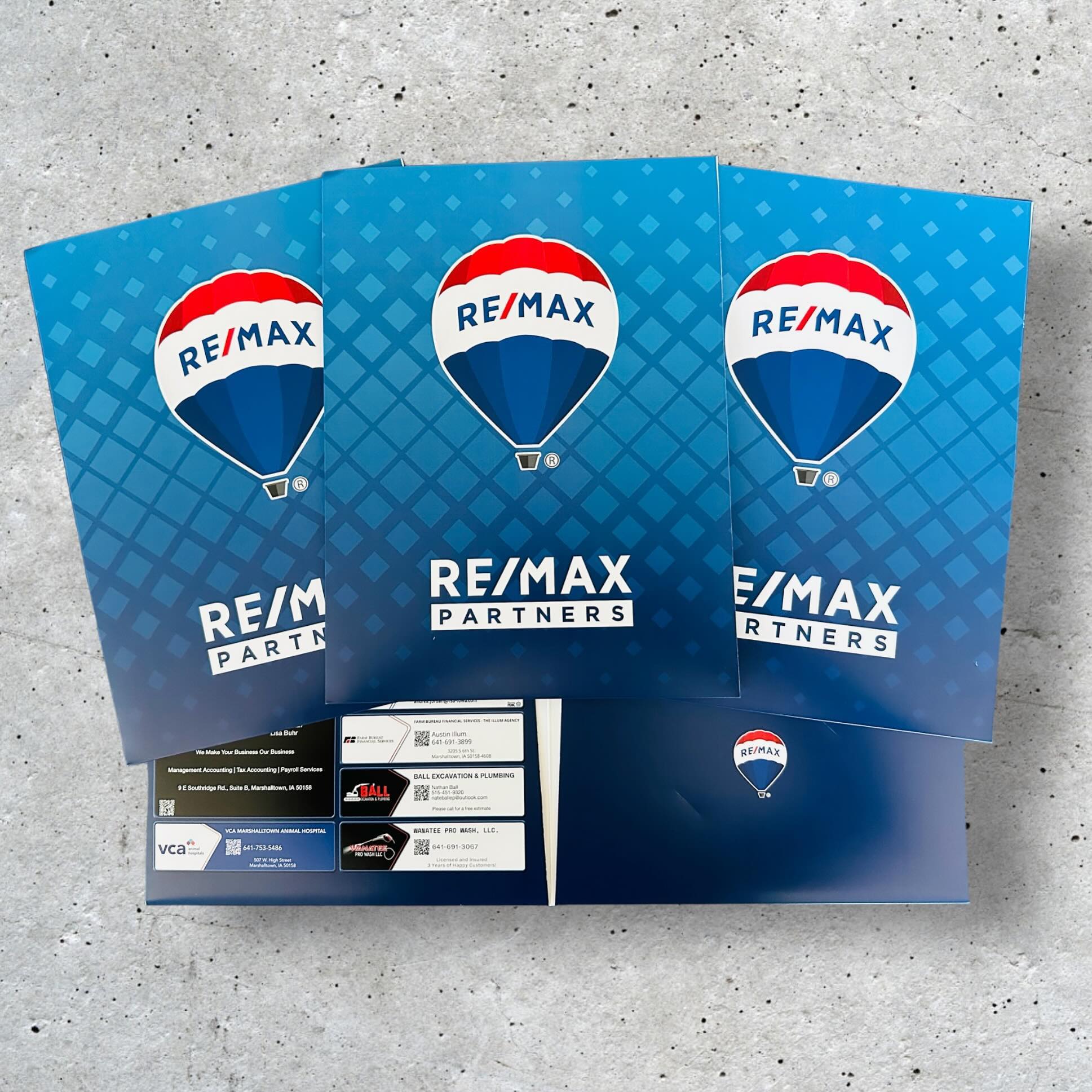 RE/MAX Partners Presentation Folders
