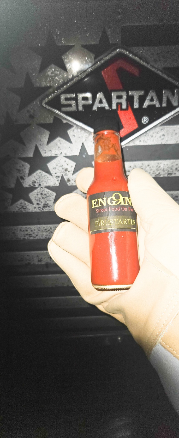 ENGINE Street Food On Fire FIRESTARTER Hot Sauce