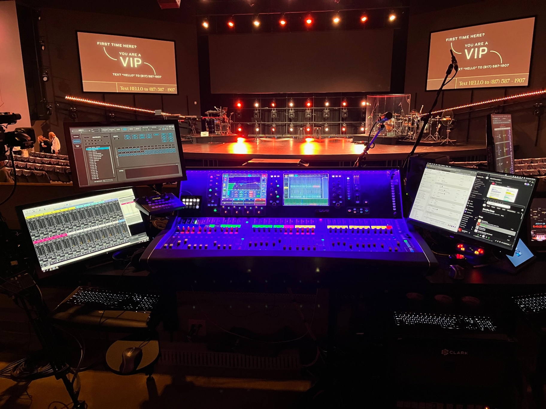 Integrated AVL Control Station