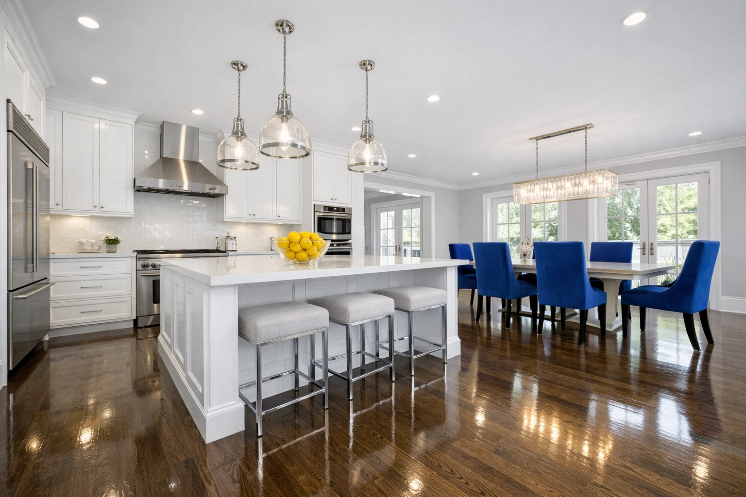A pristine Wellesley estate kitchen with sparkling surfaces after a professional deep cleaning in Wellesley MA.