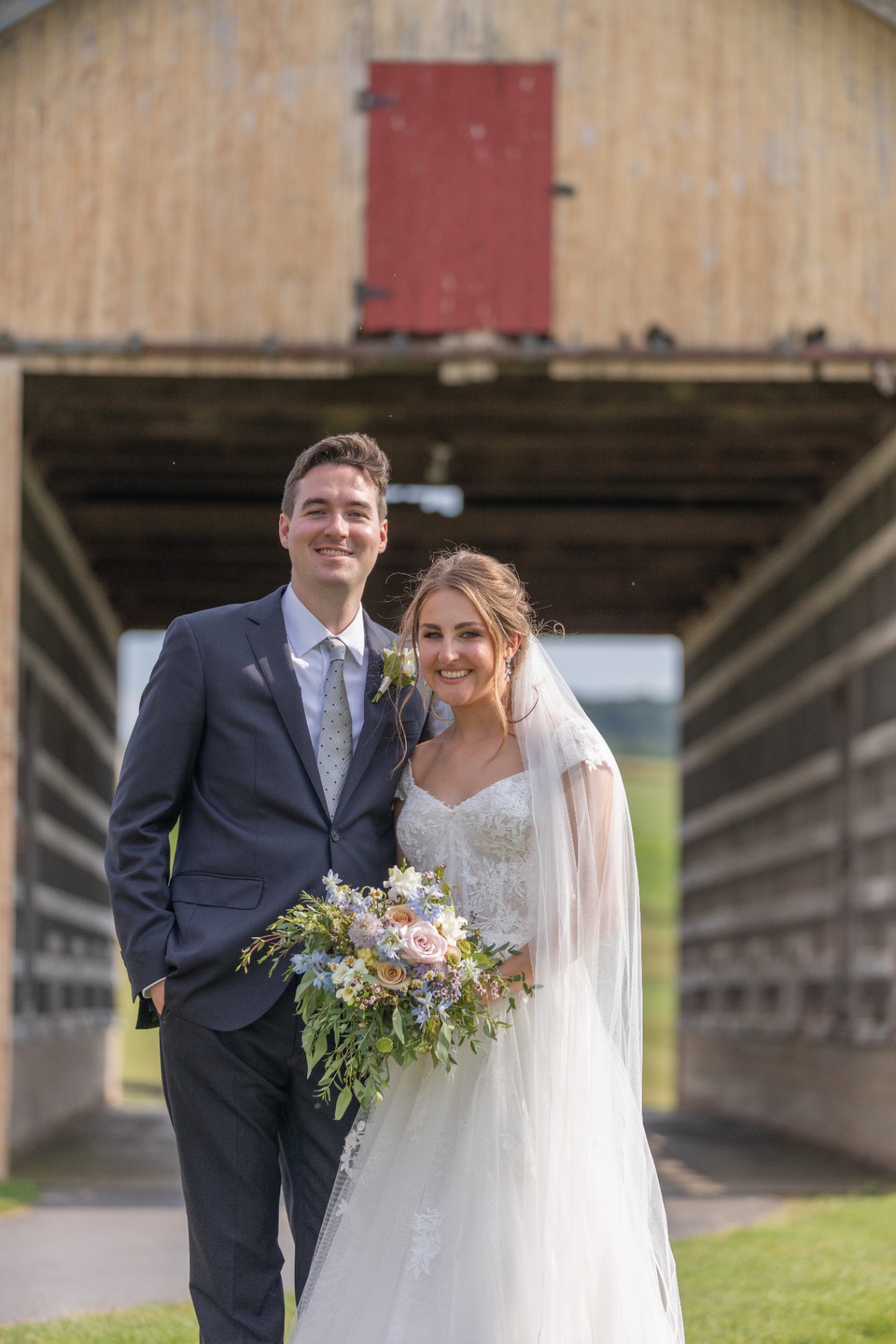 Lauren and Jordyn wedding portrait