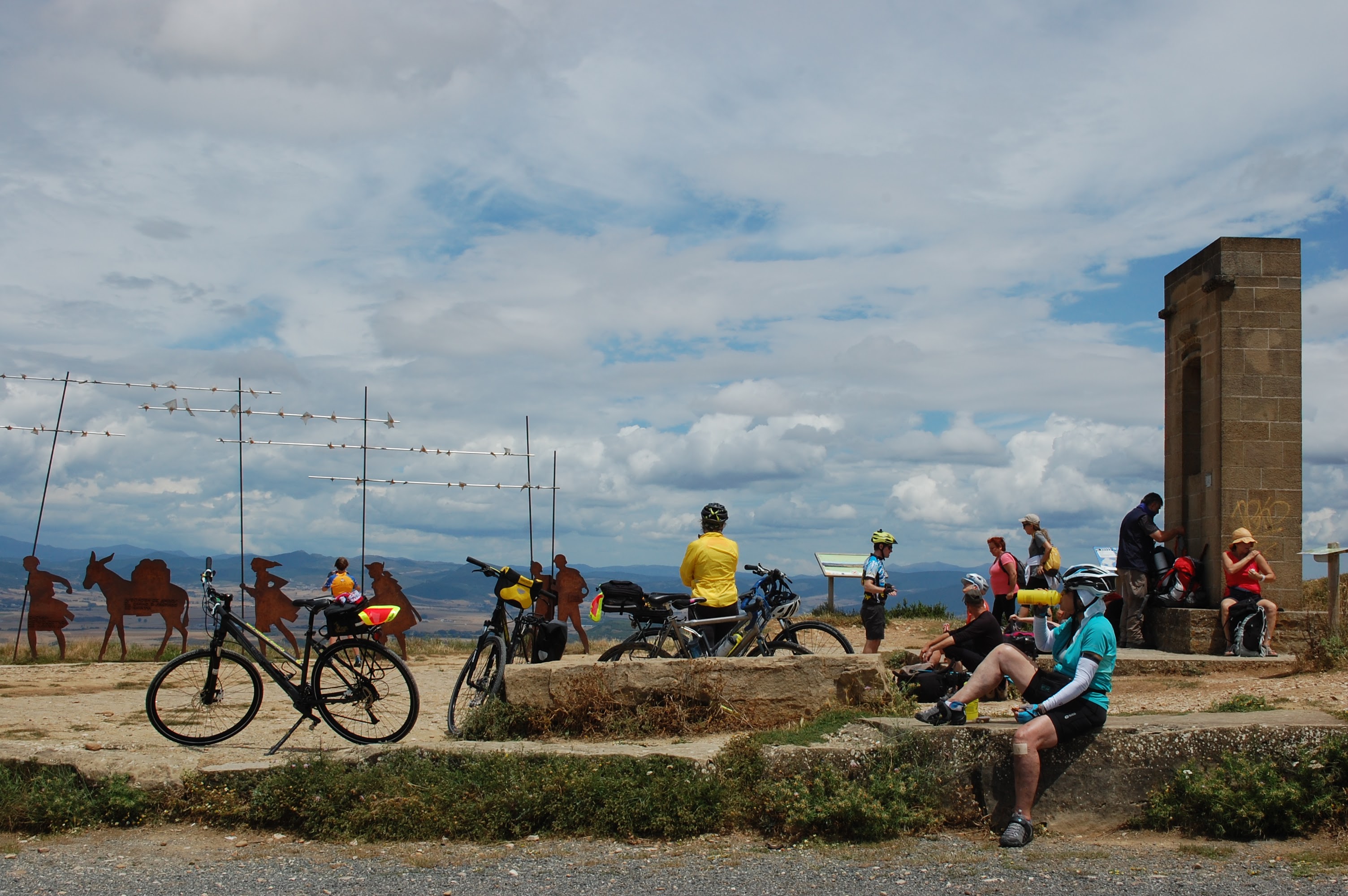 Alto del Perdón Rest Stop