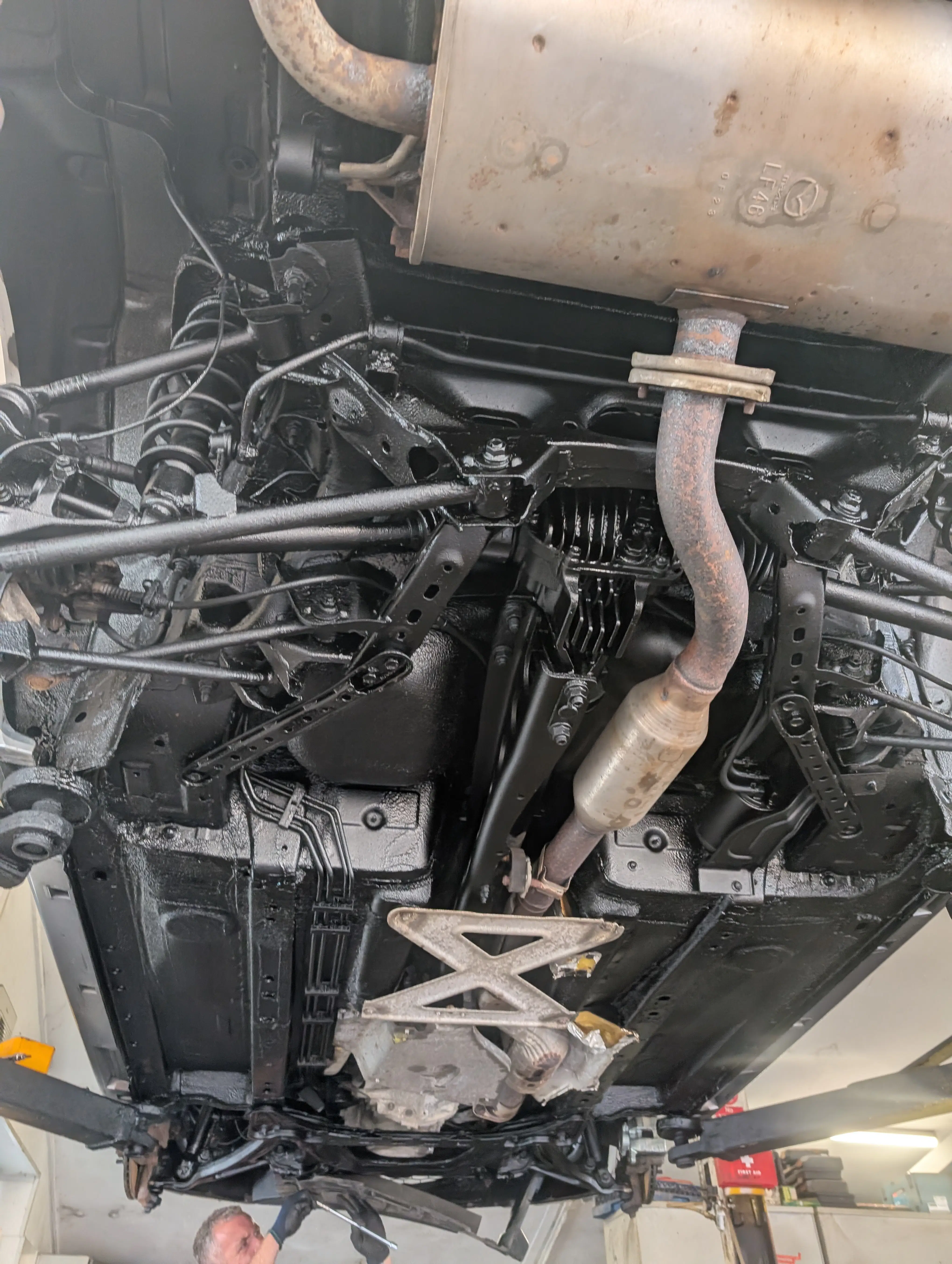 Freshly treated underbody with even, professional coating