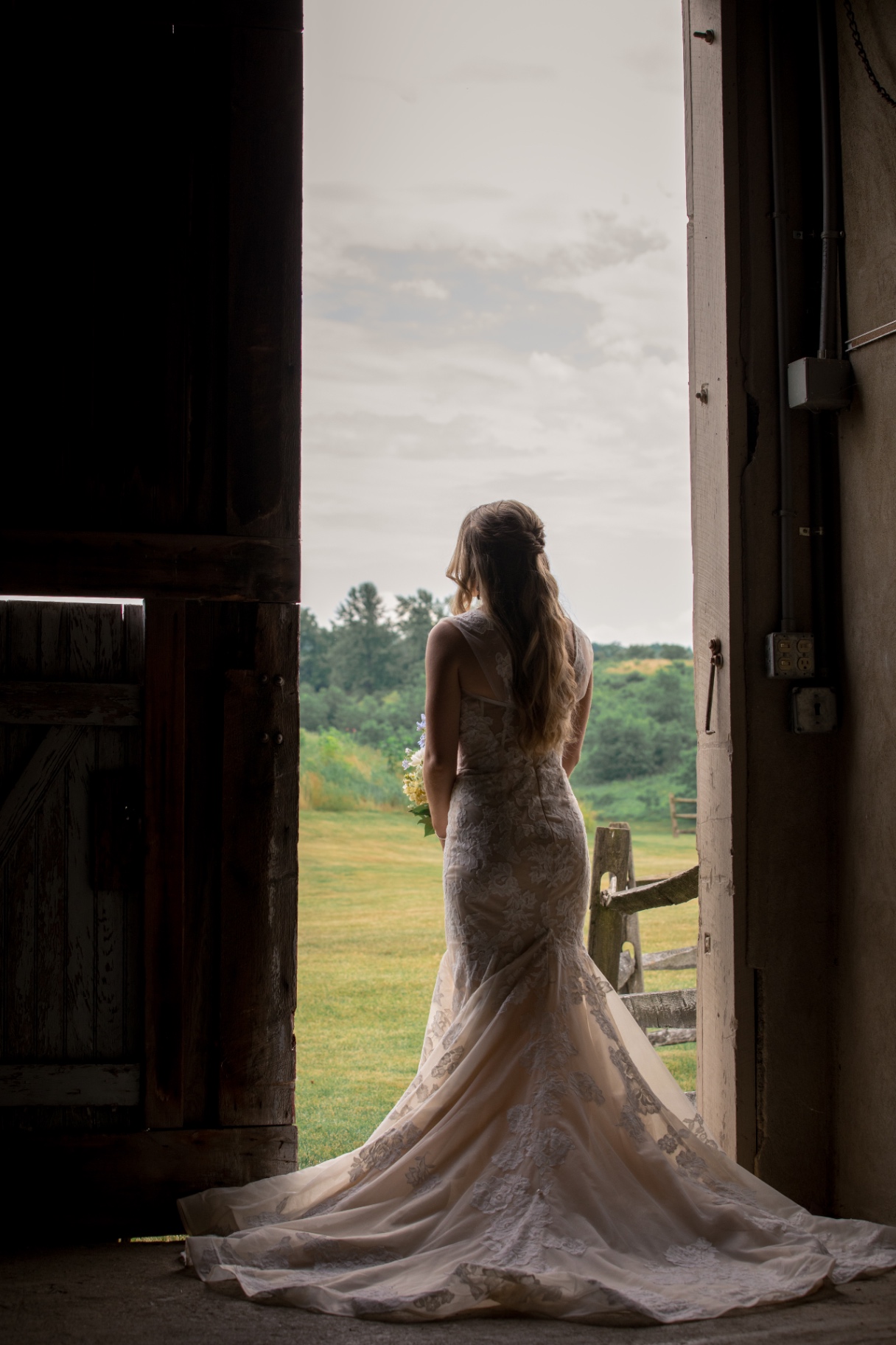 olde homestead wedding candid