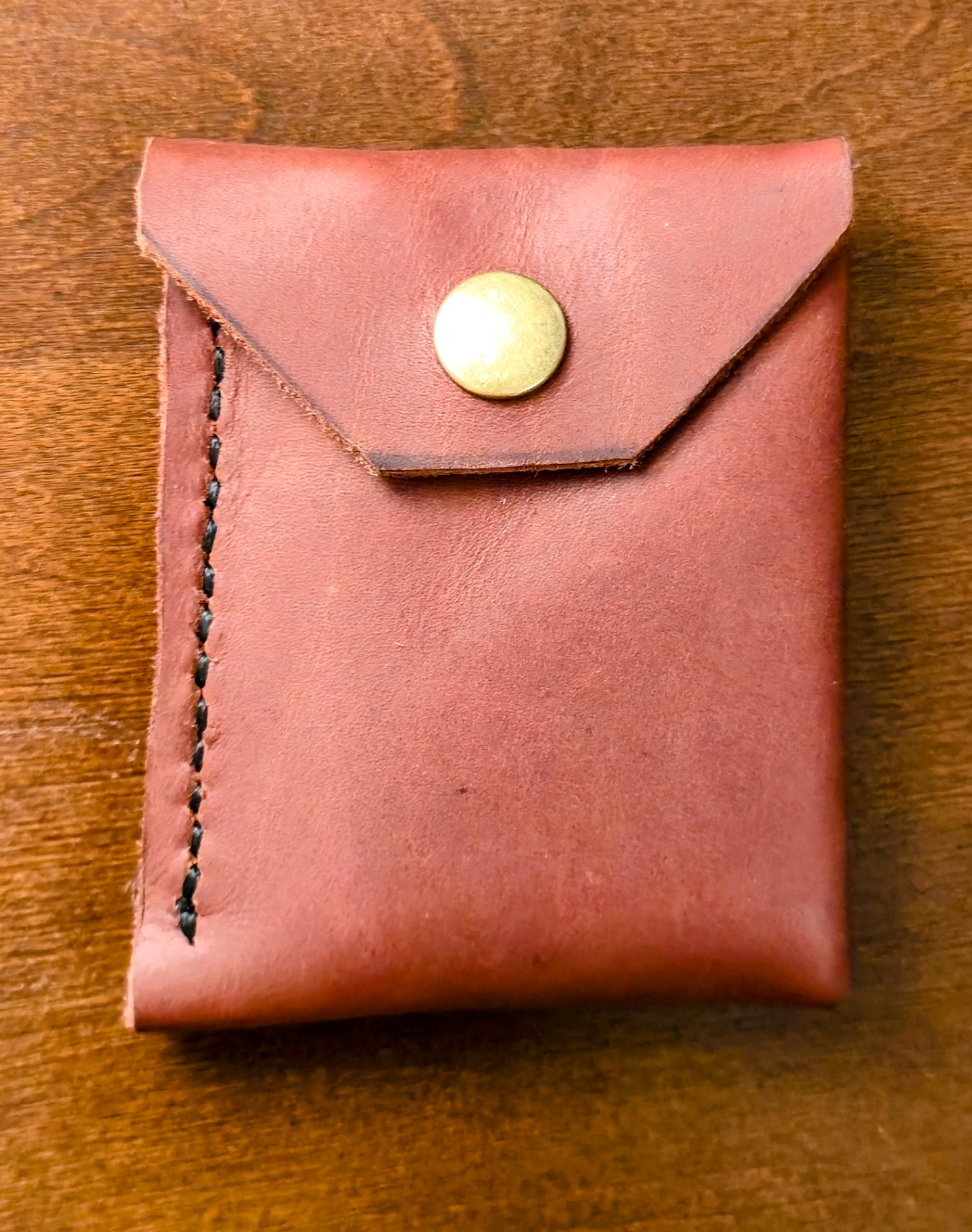 burgundy wrinkle minimalist wallet snap closure