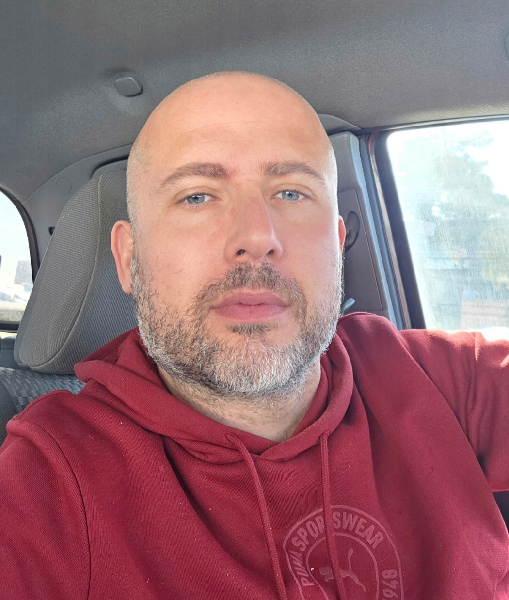 The Condo Owner’s Guide to Stress-Free Furniture Removal in Toronto Roman with the Junk GTA Truck