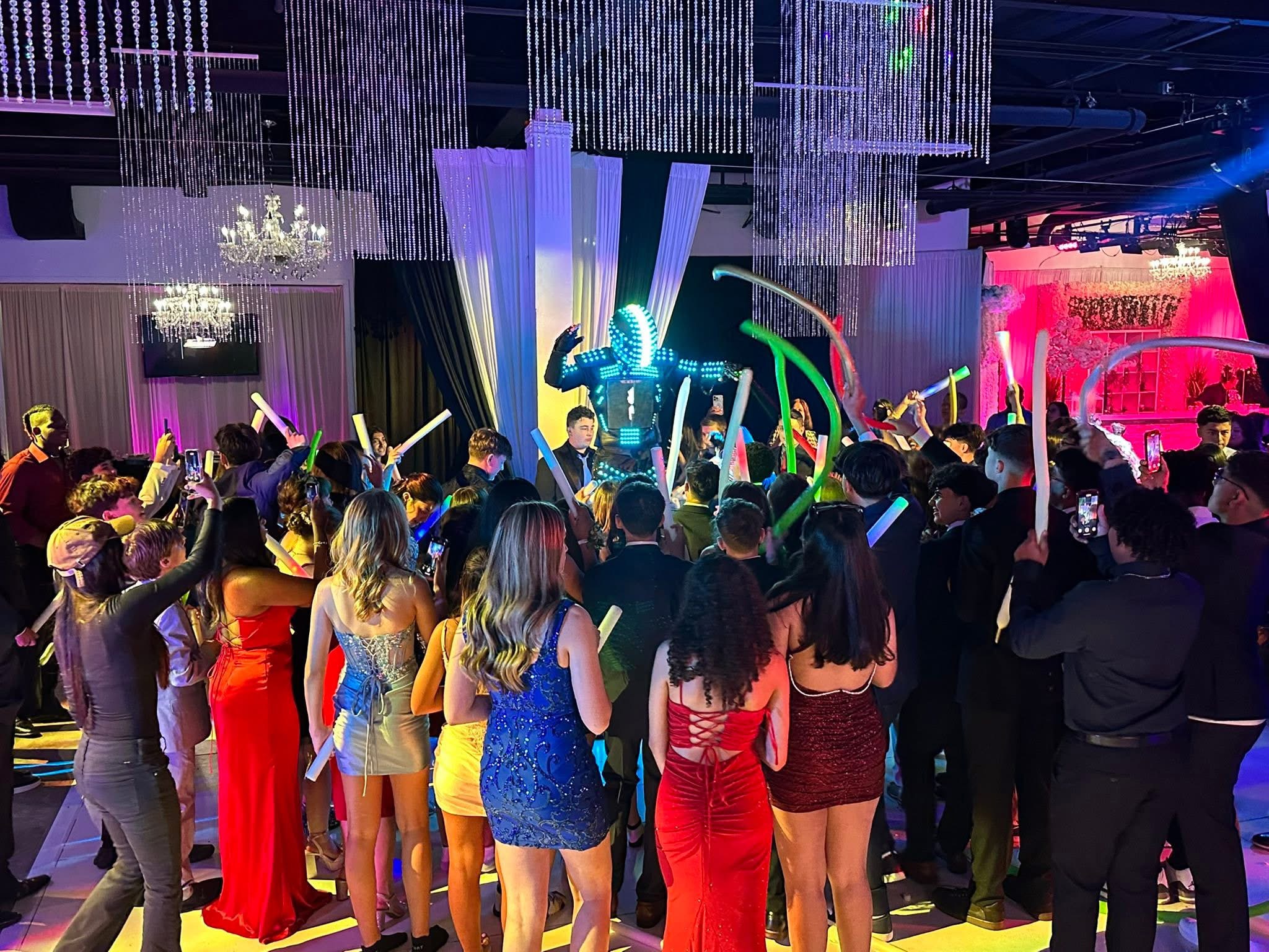 Teens Dancing Party by Modish Entertainment