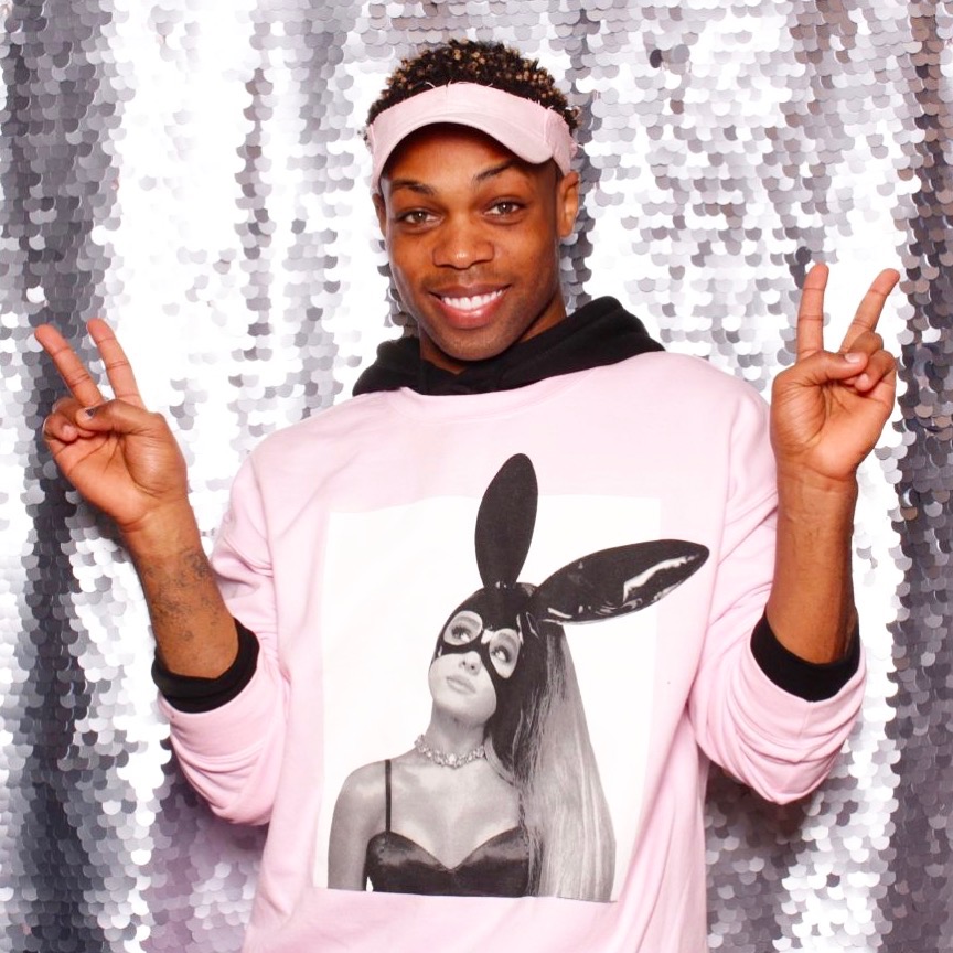 Studio Z Modern Photo Booth Experience