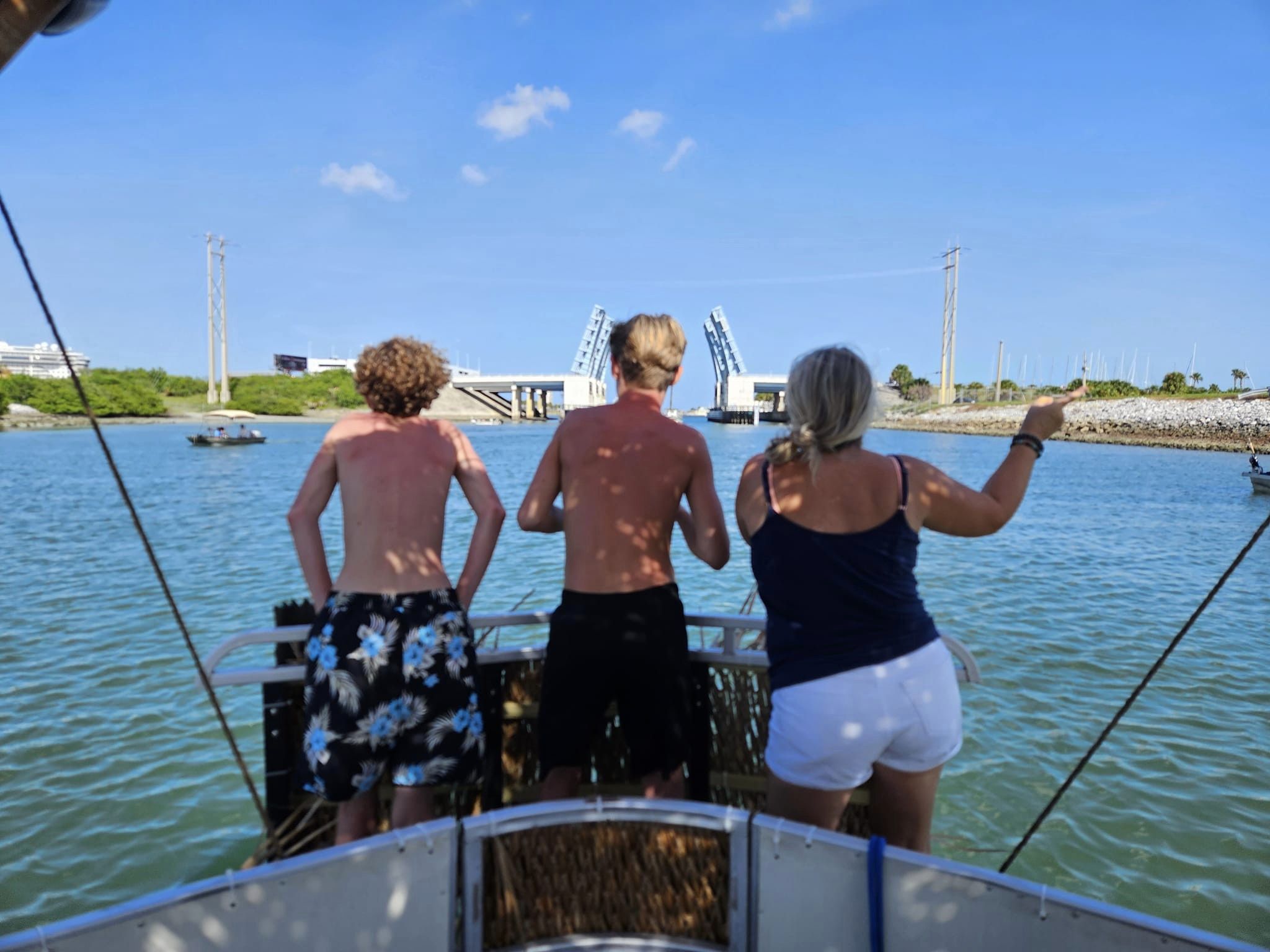 Lei'd Back Tiki Boat Daytime Cruise