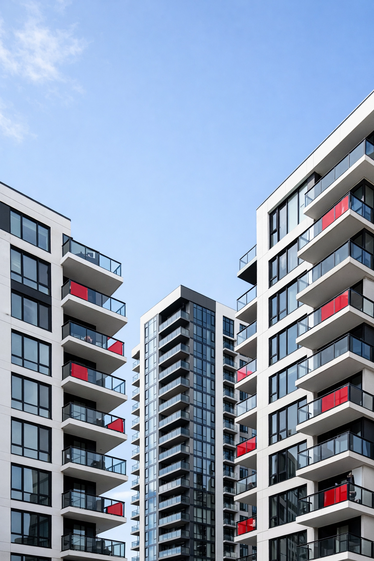 Condos modernes à Québec illustrant la pénurie d'inventaire sur le marché immobilier 2026