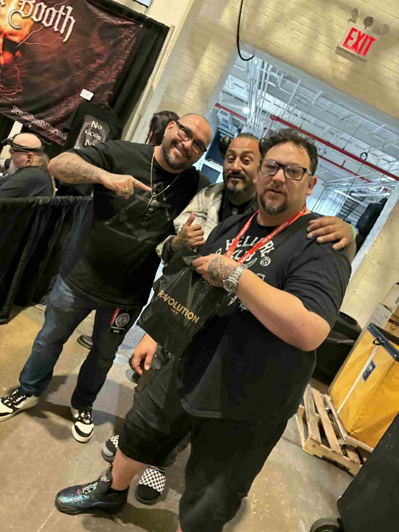 Tattoo Artists Networking at Convention