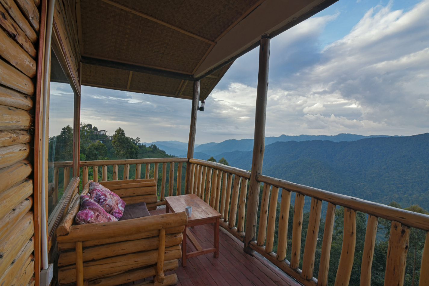 Where to stay in Bwindi for gorilla trekking