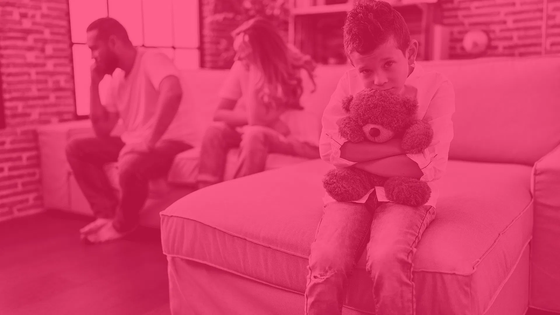 distressed-boy-couch-family-tension-divorce.webp