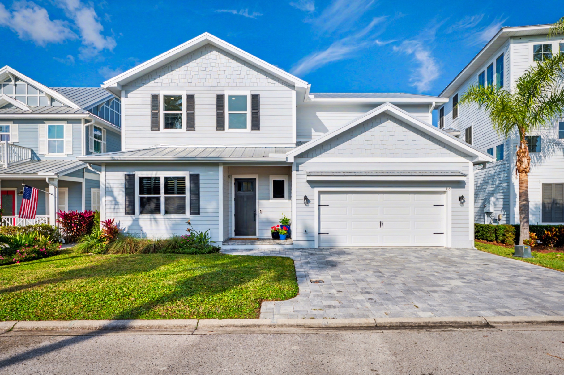 Modern Florida Home Exterior Photo