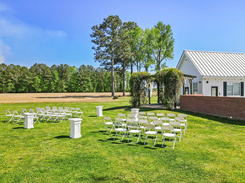 Scarborough House Outdoor Ceremony Setup