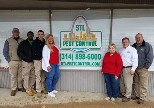 STL Pest Control Team Group
