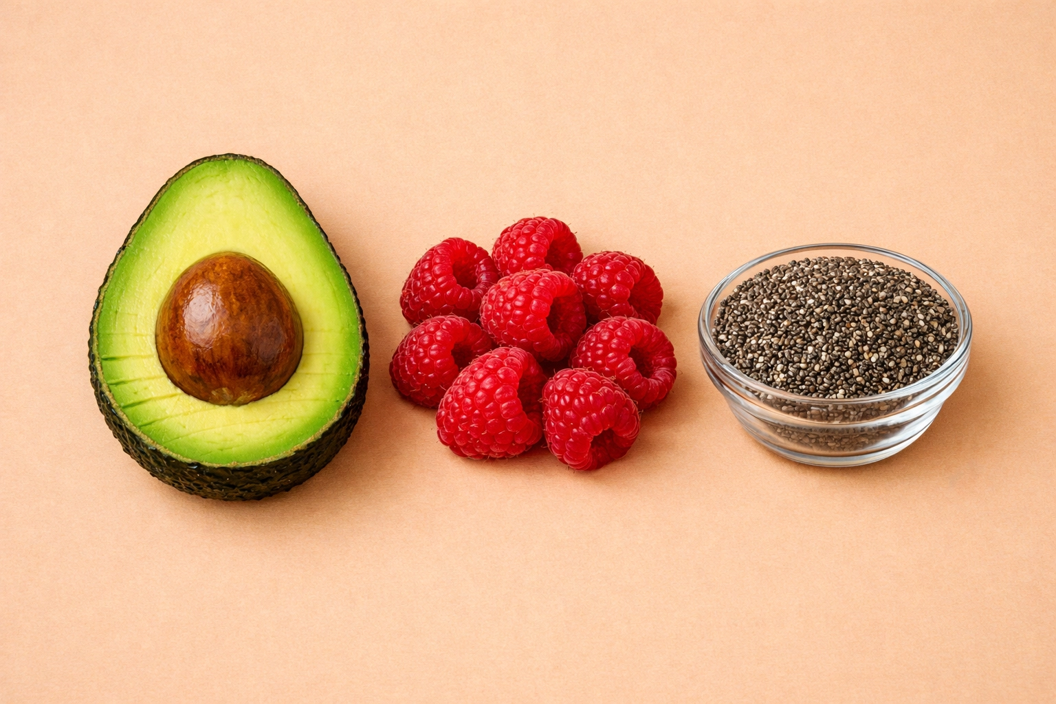 Antioxidant-rich avocado, raspberries, and chia seeds for a high-fiber, low-carb weight loss plan.